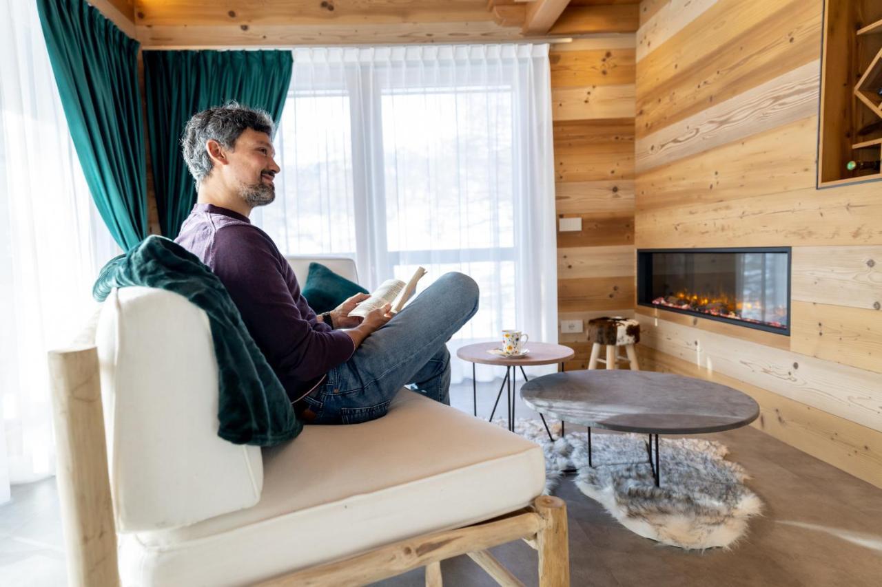 Chalet Imbosc'ché - B&B in beautiful surroundings Livigno Exterior foto