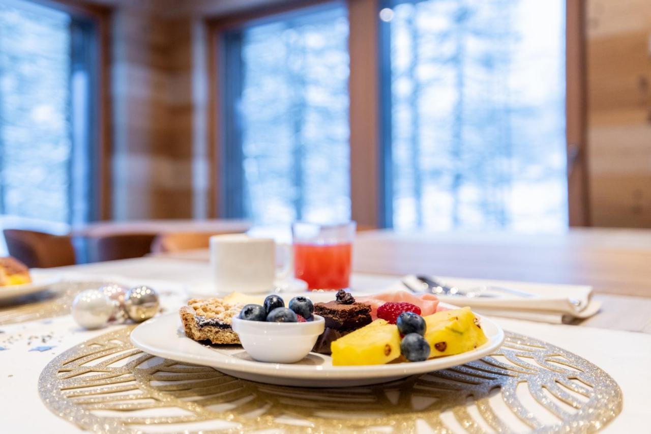 Chalet Imbosc'ché - B&B in beautiful surroundings Livigno Exterior foto